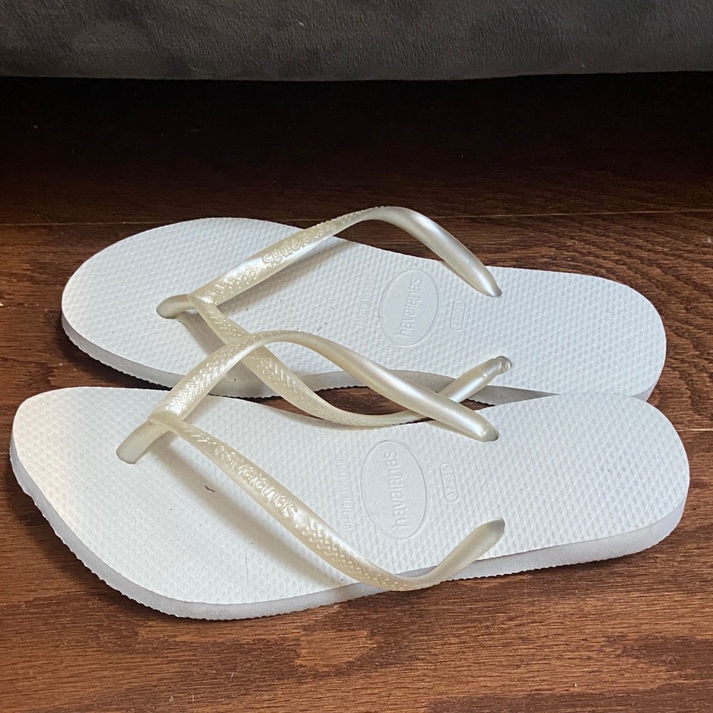 🧡 Women’s Havianas flip flops
